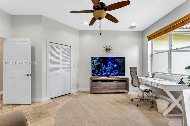5328 E Leitner Drive, Coral Springs, FL 33067