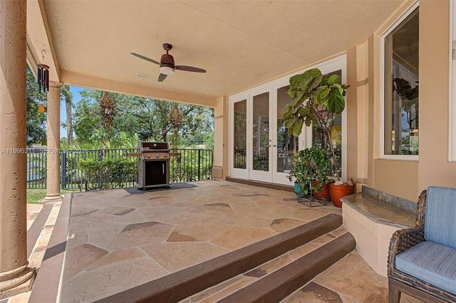 5328 E Leitner Drive, Coral Springs, FL 33067