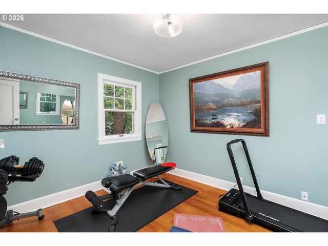 8952 Sw 25TH Ave, Portland, OR 97219