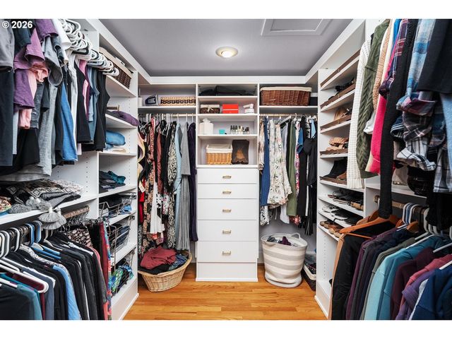 8952 Sw 25TH Ave, Portland, OR 97219