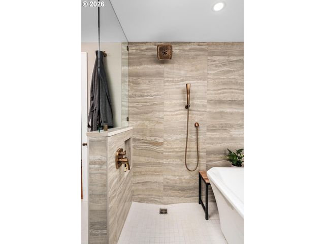 8952 Sw 25TH Ave, Portland, OR 97219