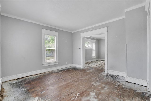 706 N Howell Street, Davenport, IA 52802