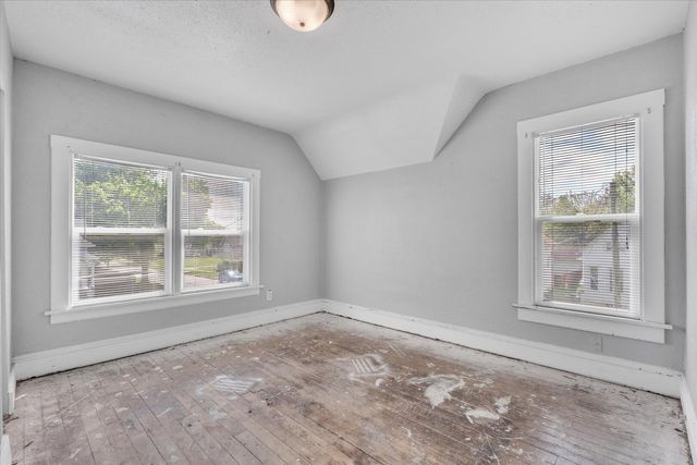 706 N Howell Street, Davenport, IA 52802