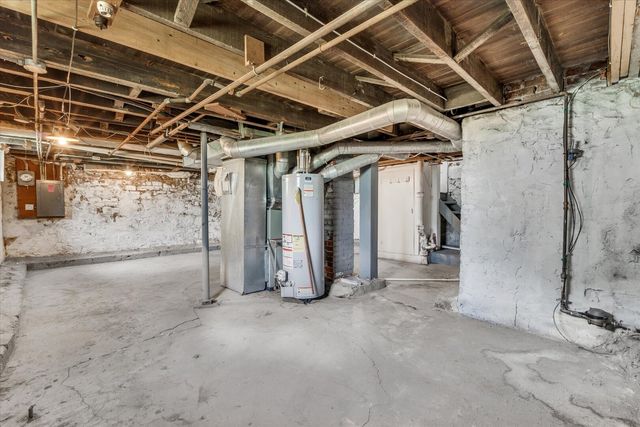 706 N Howell Street, Davenport, IA 52802