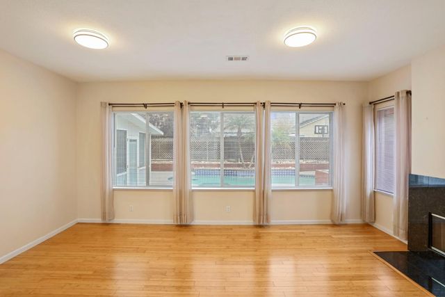 3308 Creek Bed Ct, Modesto, CA 95355