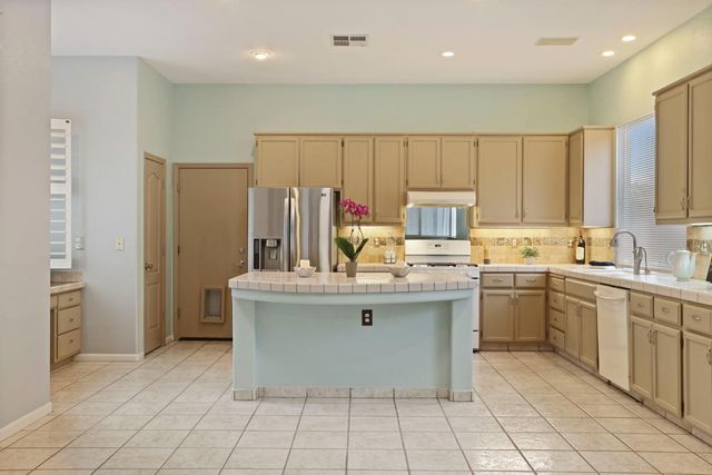 3308 Creek Bed Ct, Modesto, CA 95355