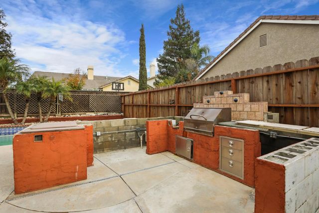 3308 Creek Bed Ct, Modesto, CA 95355