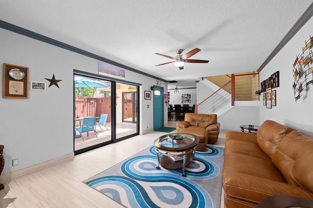 2512 SW 15th Street, Deerfield Beach, FL 33442