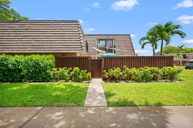 2512 SW 15th Street, Deerfield Beach, FL 33442