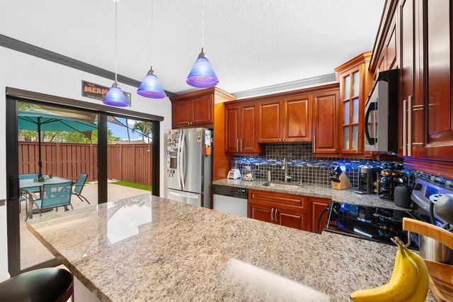 2512 SW 15th Street, Deerfield Beach, FL 33442