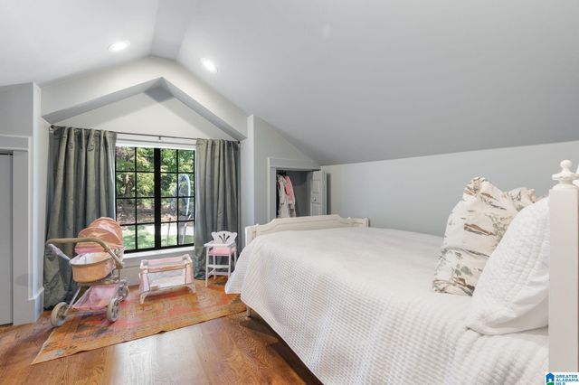 1424 ARDSLEY PLACE, Homewood, AL 35209