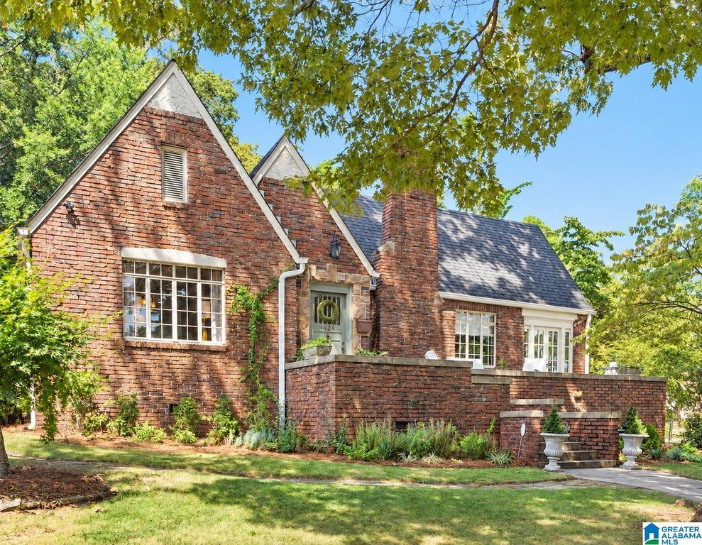 1424 ARDSLEY PLACE, Homewood, AL 35209