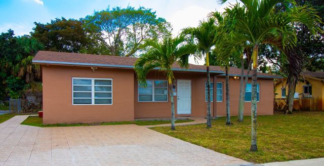 6860 Broadmoor, North Lauderdale, FL 33068