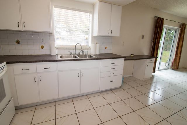 6860 Broadmoor, North Lauderdale, FL 33068