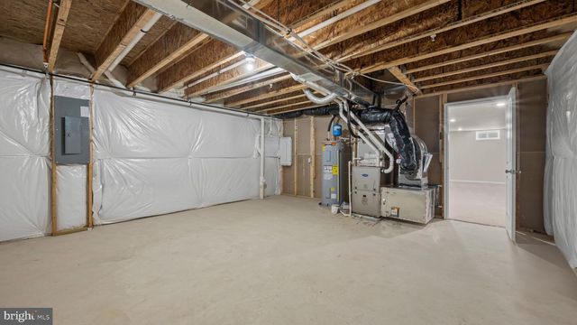 6 COMES RIDGE CT, Rosedale, MD 21237