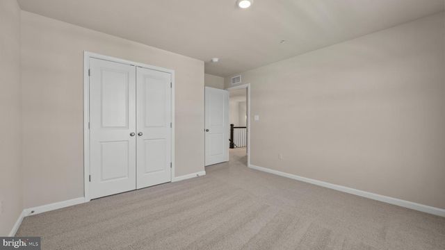 6 COMES RIDGE CT, Rosedale, MD 21237