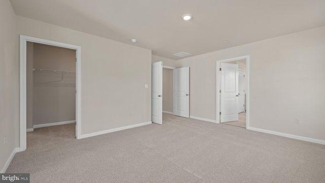 6 COMES RIDGE CT, Rosedale, MD 21237