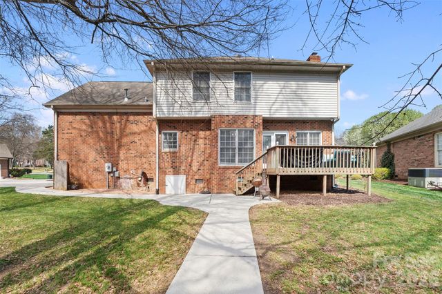 2000 NW Stoney Creek Drive, Concord, NC 28027