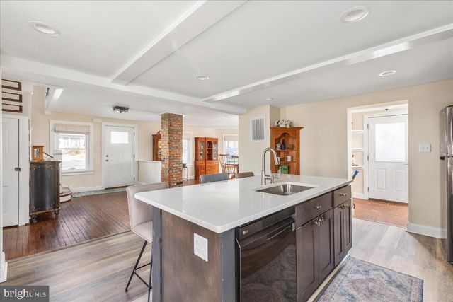 445 ASH ST, Strasburg, VA 22657