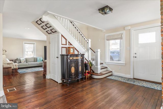 445 ASH ST, Strasburg, VA 22657