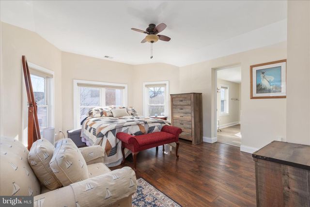 445 ASH ST, Strasburg, VA 22657