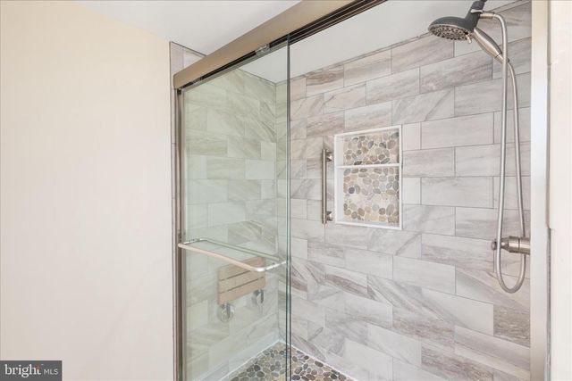 445 ASH ST, Strasburg, VA 22657