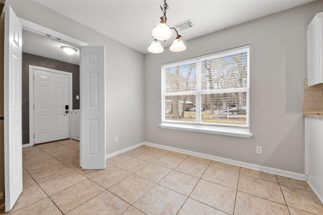 353 Wild Oak Drive, Huffman, TX 77336