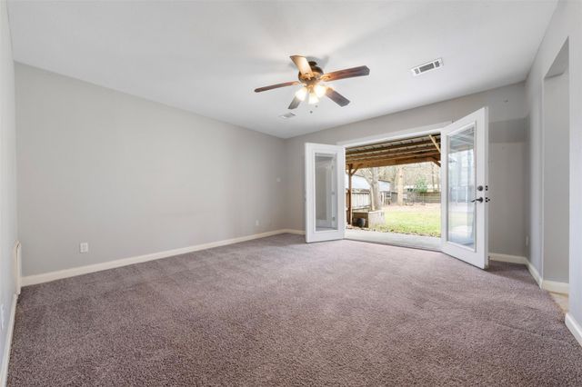 353 Wild Oak Drive, Huffman, TX 77336