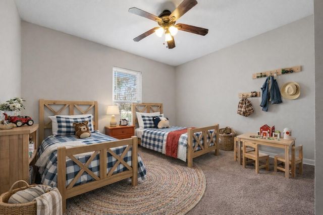 353 Wild Oak Drive, Huffman, TX 77336