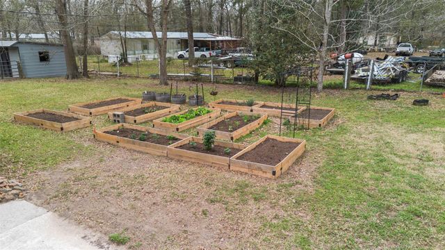 353 Wild Oak Drive, Huffman, TX 77336