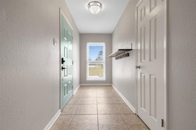 353 Wild Oak Drive, Huffman, TX 77336