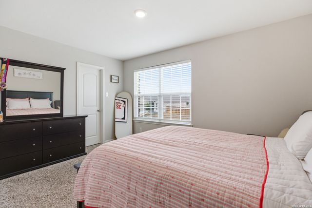 9142 Canvas Run, Converse, TX 78109