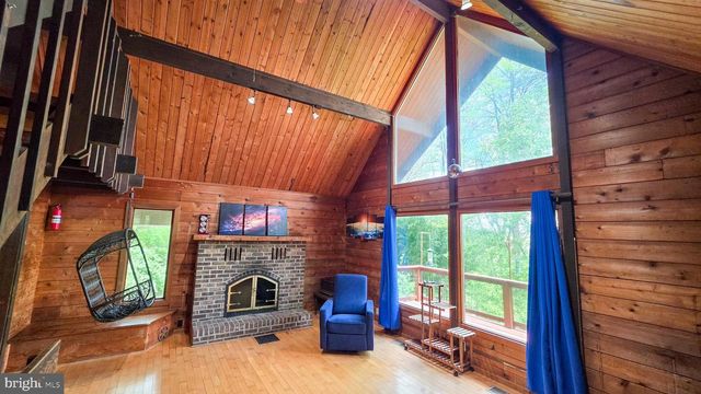 3548 RIDGE RD, Glen Rock, PA 17327