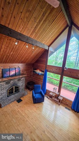 3548 RIDGE RD, Glen Rock, PA 17327