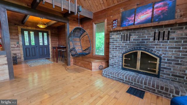 3548 RIDGE RD, Glen Rock, PA 17327