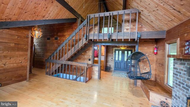 3548 RIDGE RD, Glen Rock, PA 17327