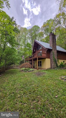 3548 RIDGE RD, Glen Rock, PA 17327