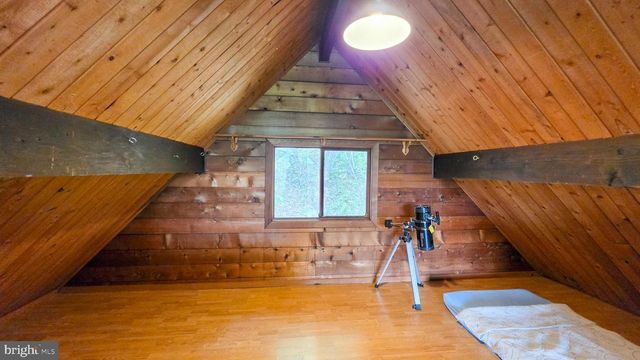 3548 RIDGE RD, Glen Rock, PA 17327