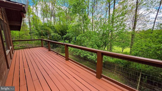 3548 RIDGE RD, Glen Rock, PA 17327
