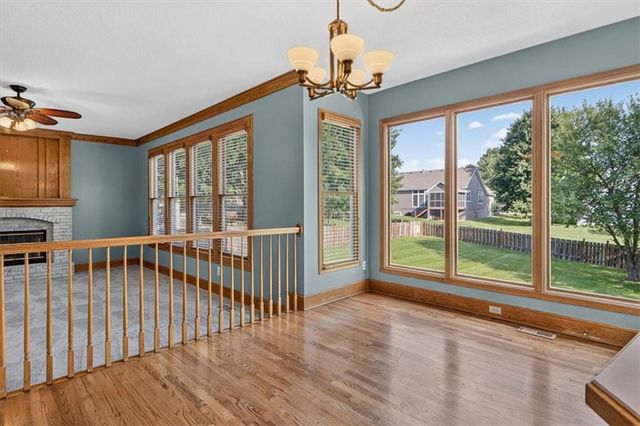 1037 SW Sunflower Drive, Lee's Summit, MO 64081