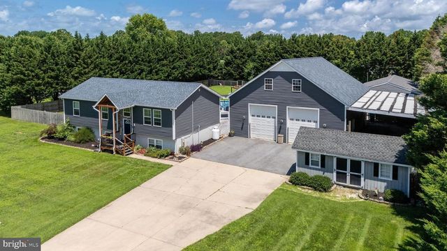 125 DICKENS LN, Felton, DE 19943