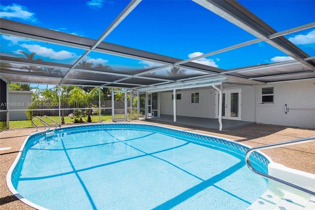 11450 Heidi Lee Lane, Fort Myers, FL 33098