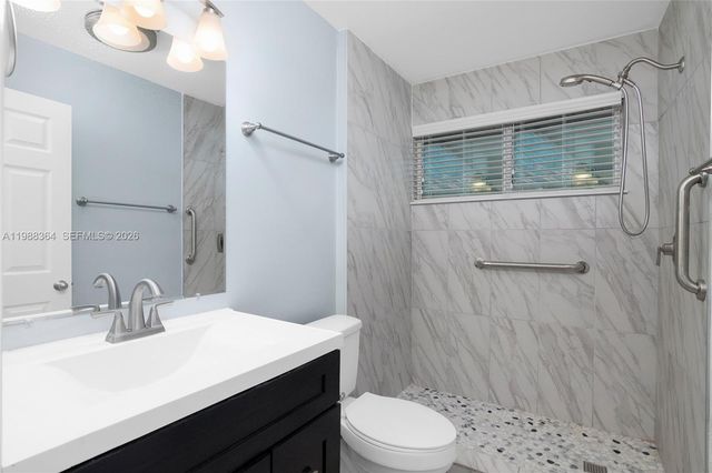 11450 Heidi Lee Lane, Fort Myers, FL 33098