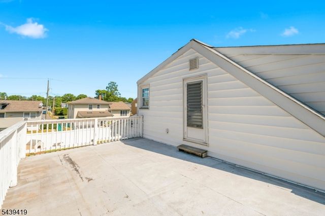 1118 Stockton Rd, Linden City, NJ 07036