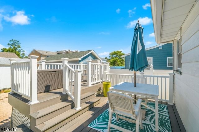 1118 Stockton Rd, Linden City, NJ 07036