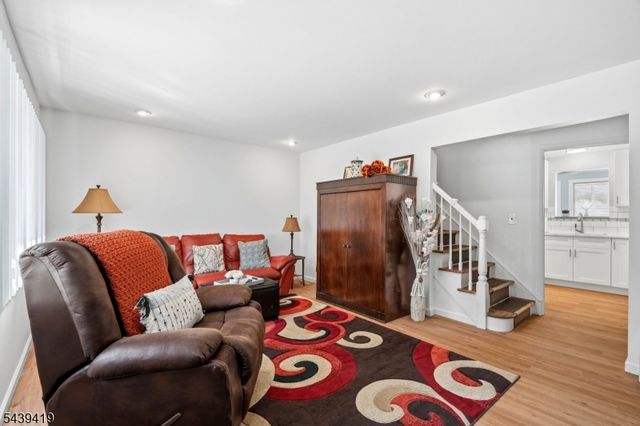 1118 Stockton Rd, Linden City, NJ 07036