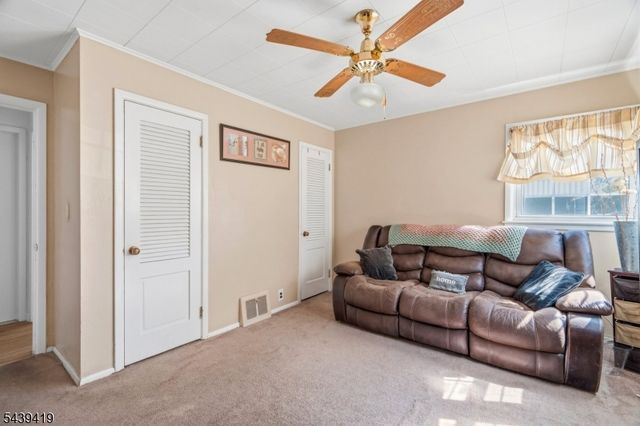1118 Stockton Rd, Linden City, NJ 07036