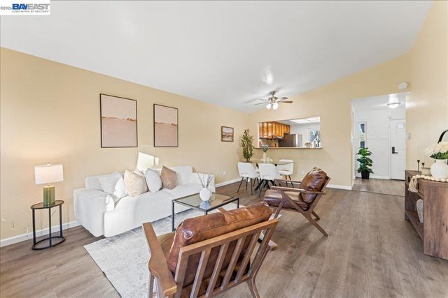 176 Bedford, Hercules, CA 94547