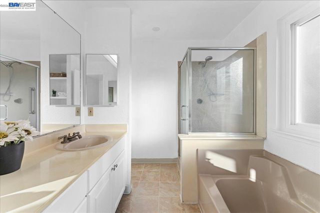 176 Bedford, Hercules, CA 94547