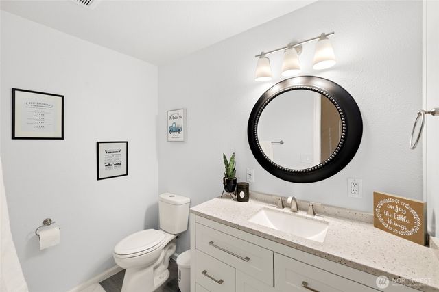 3530 24th Avenue SE, Puyallup, WA 98374